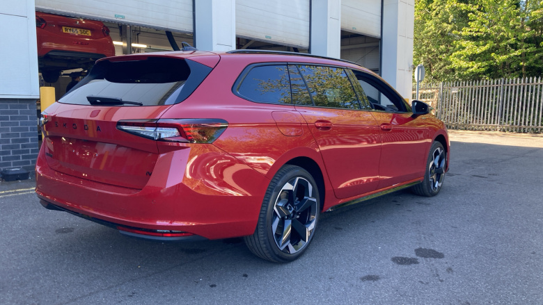 Skoda Superb 1.5 TSI iV Sportline 5dr DSG Estate
